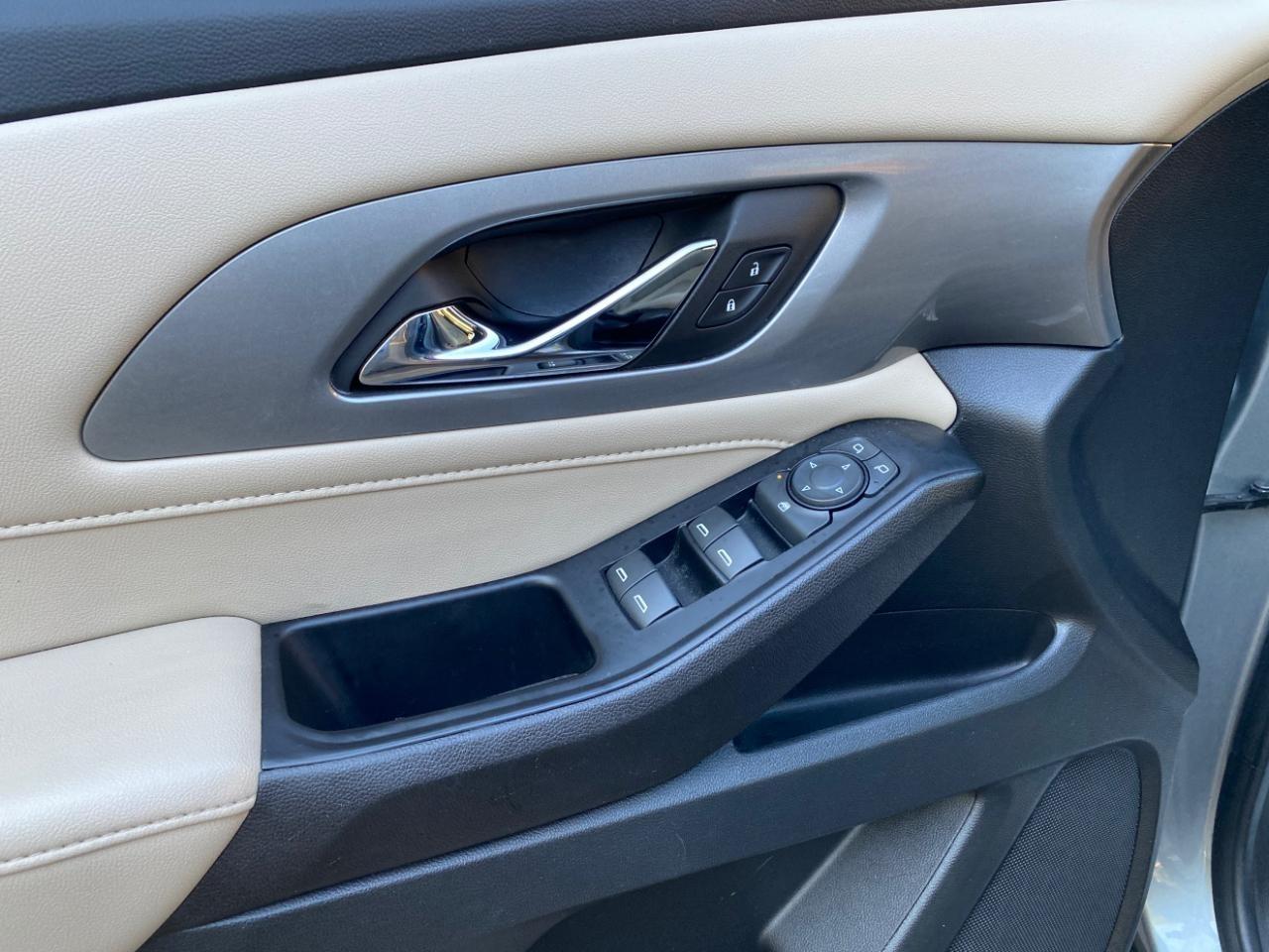 Chevrolet Traverse LS FWD 2023