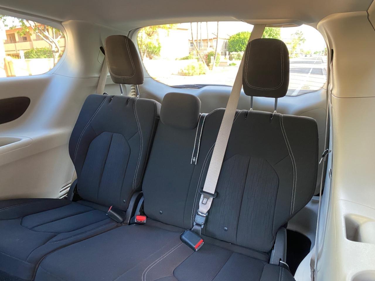 Chrysler Voyager L 2021
