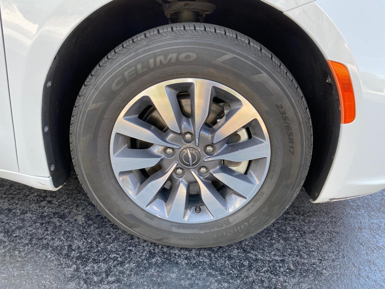 Chrysler Pacifica Hybrid Select 2024
