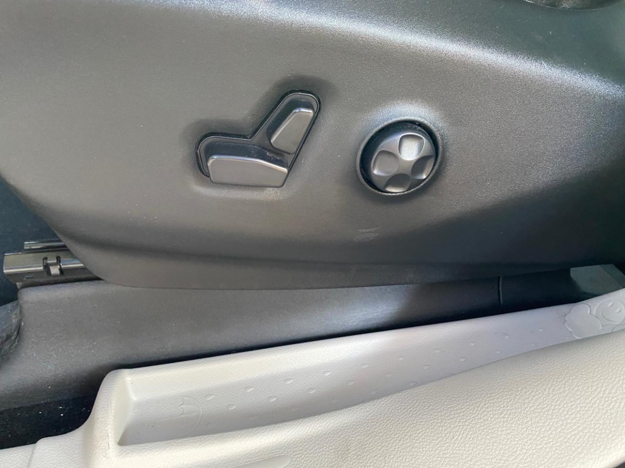 Chrysler Pacifica Hybrid Select 2024