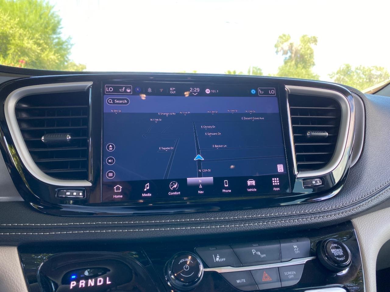 Chrysler Pacifica Hybrid Select 2024