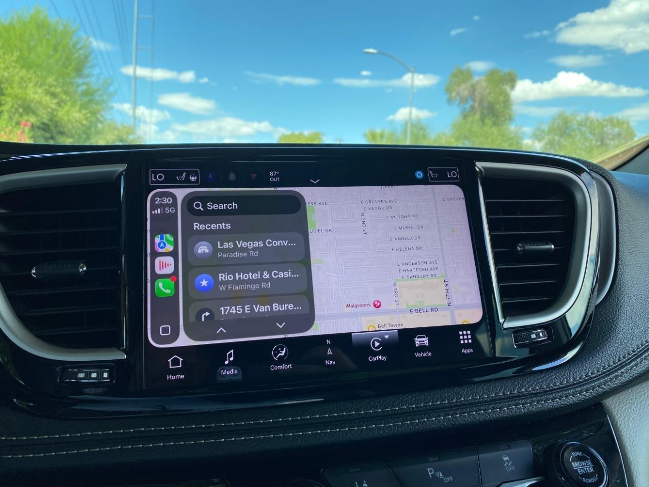 Chrysler Pacifica Hybrid Select 2024