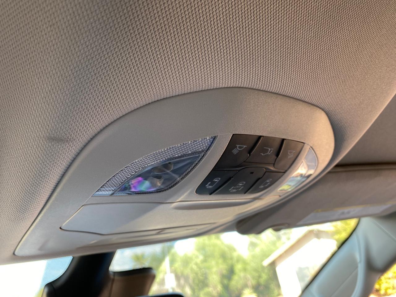 Chrysler Pacifica Hybrid Select 2024