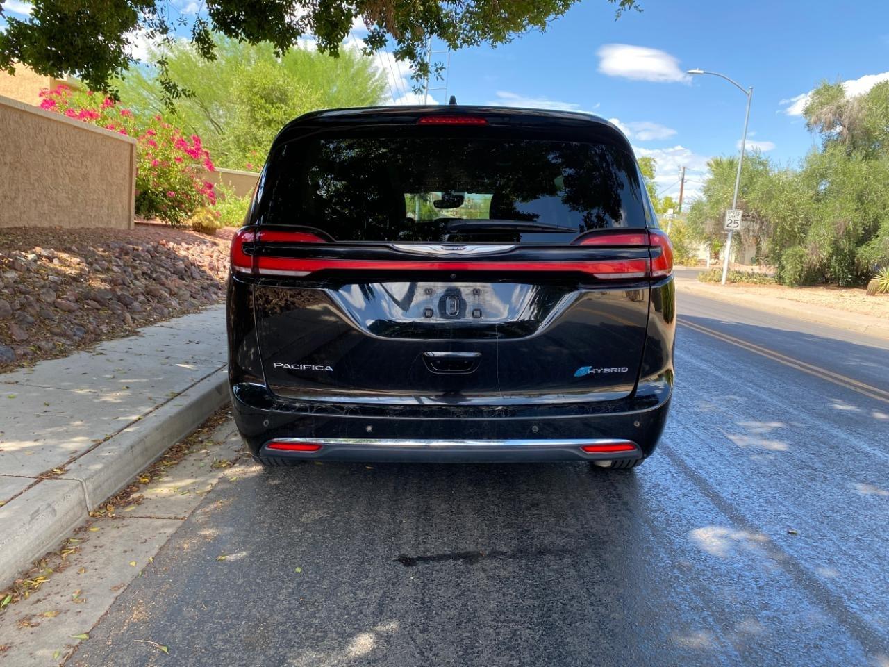 Chrysler Pacifica Hybrid Select 2024