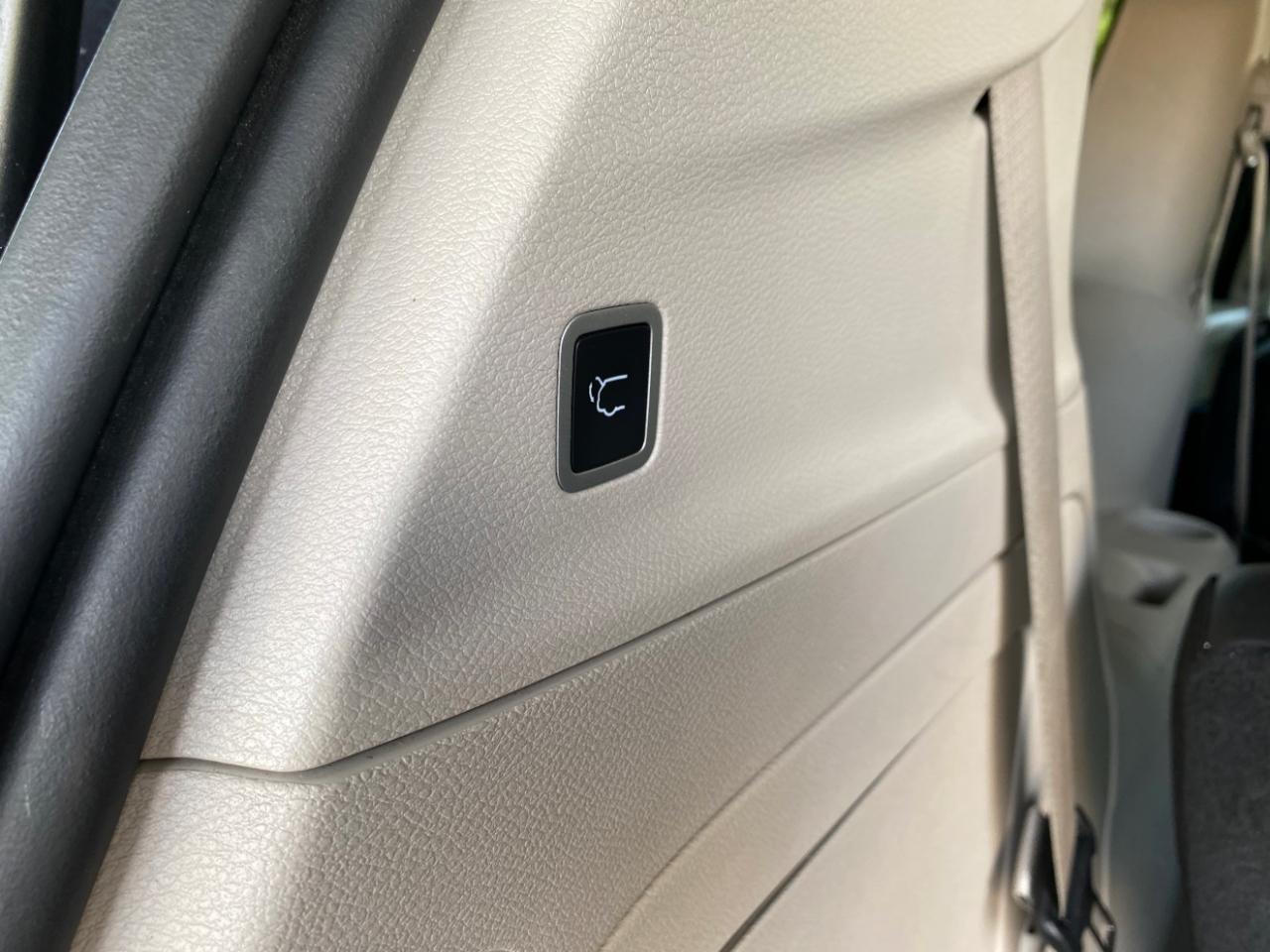 Chrysler Pacifica Hybrid Select 2024