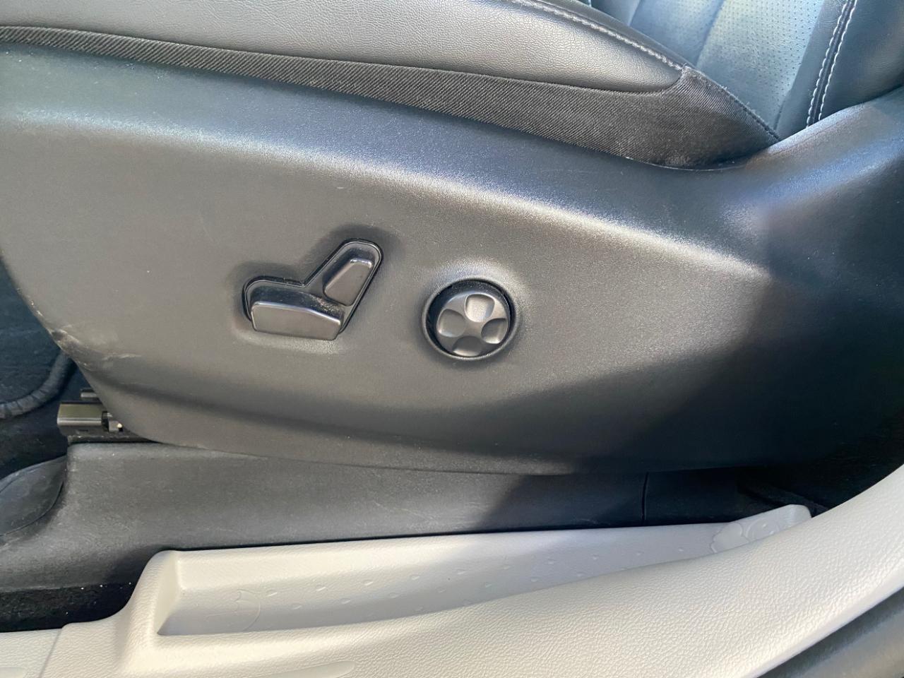 Chrysler Pacifica Hybrid Select 2024