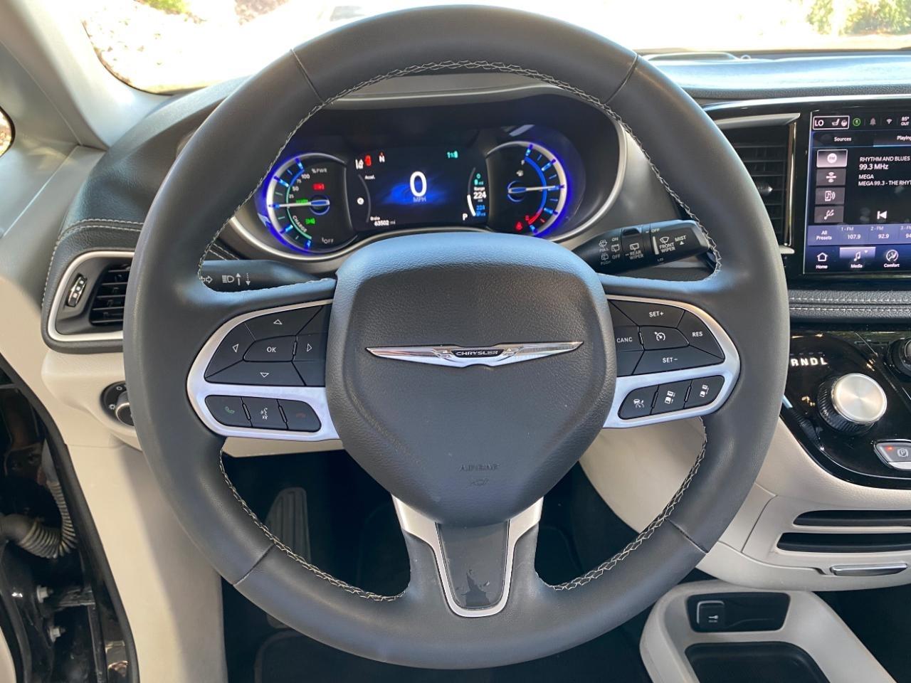 Chrysler Pacifica Hybrid Select 2024