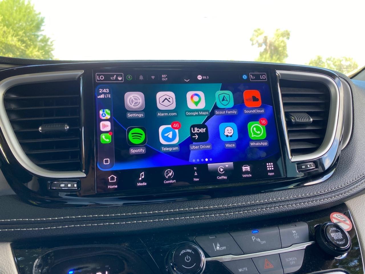 Chrysler Pacifica Hybrid Select 2024