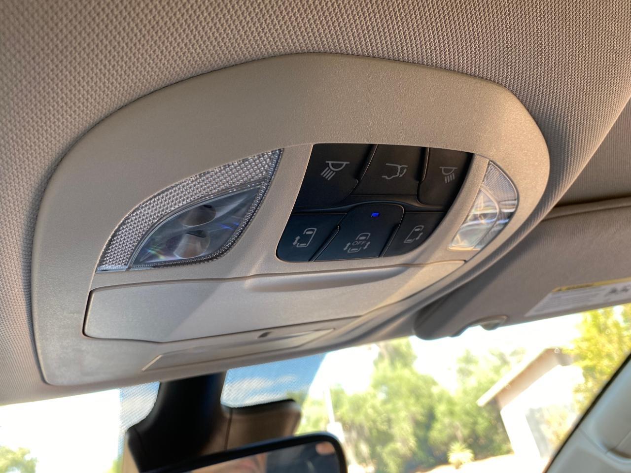 Chrysler Pacifica Hybrid Select 2024