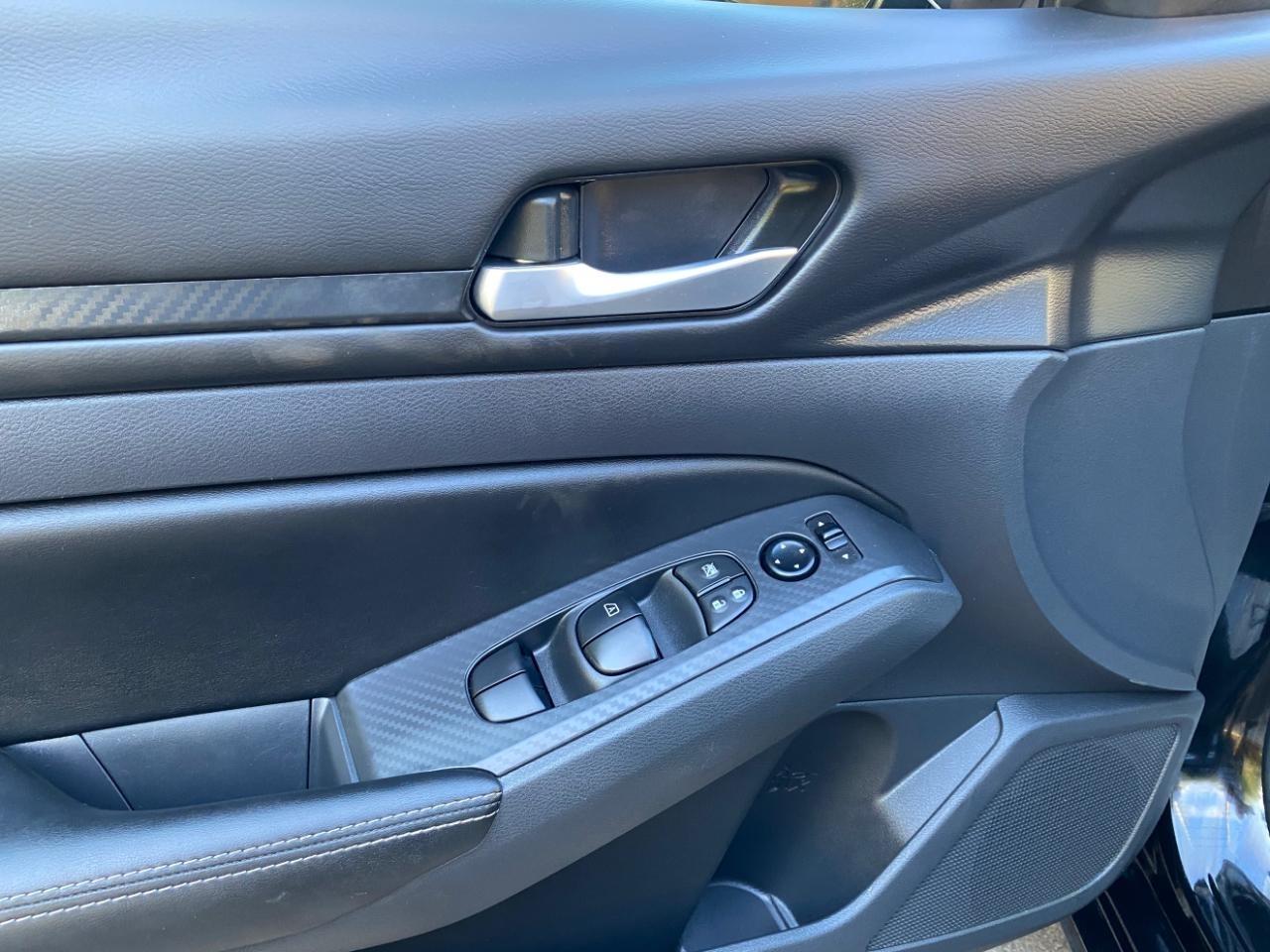 Nissan Altima 2.5 SV 2025