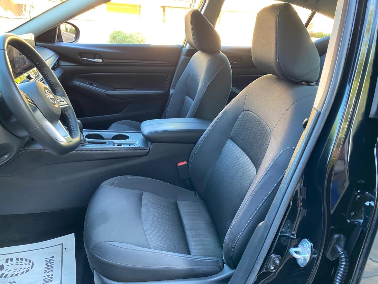Nissan Altima 2.5 SV 2025