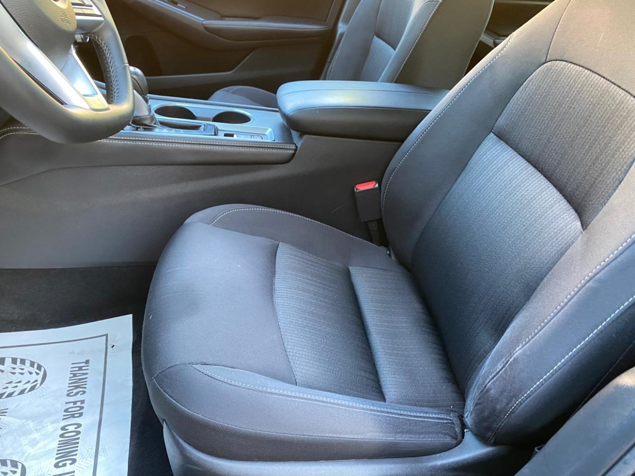 Nissan Altima 2.5 SV 2025