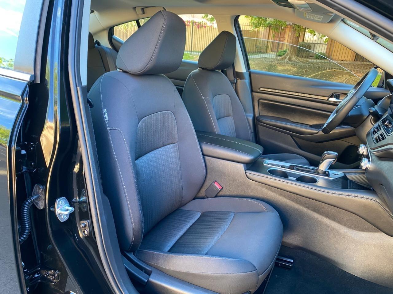 Nissan Altima 2.5 SV 2025