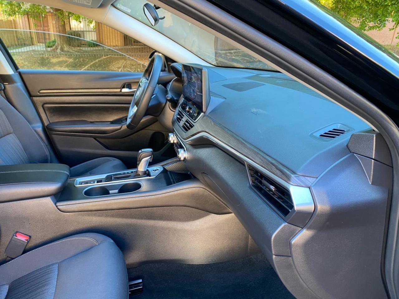 Nissan Altima 2.5 SV 2025