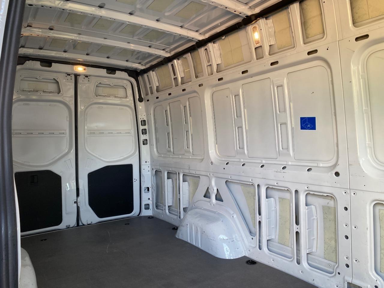 Mercedes-Benz Sprinter 2500 170-in. WB 2025