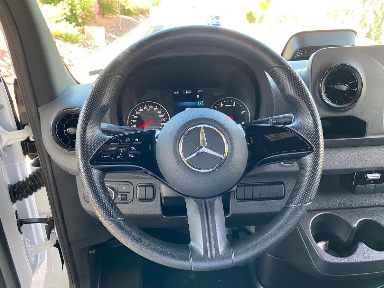Mercedes-Benz Sprinter 2500 170-in. WB 2025