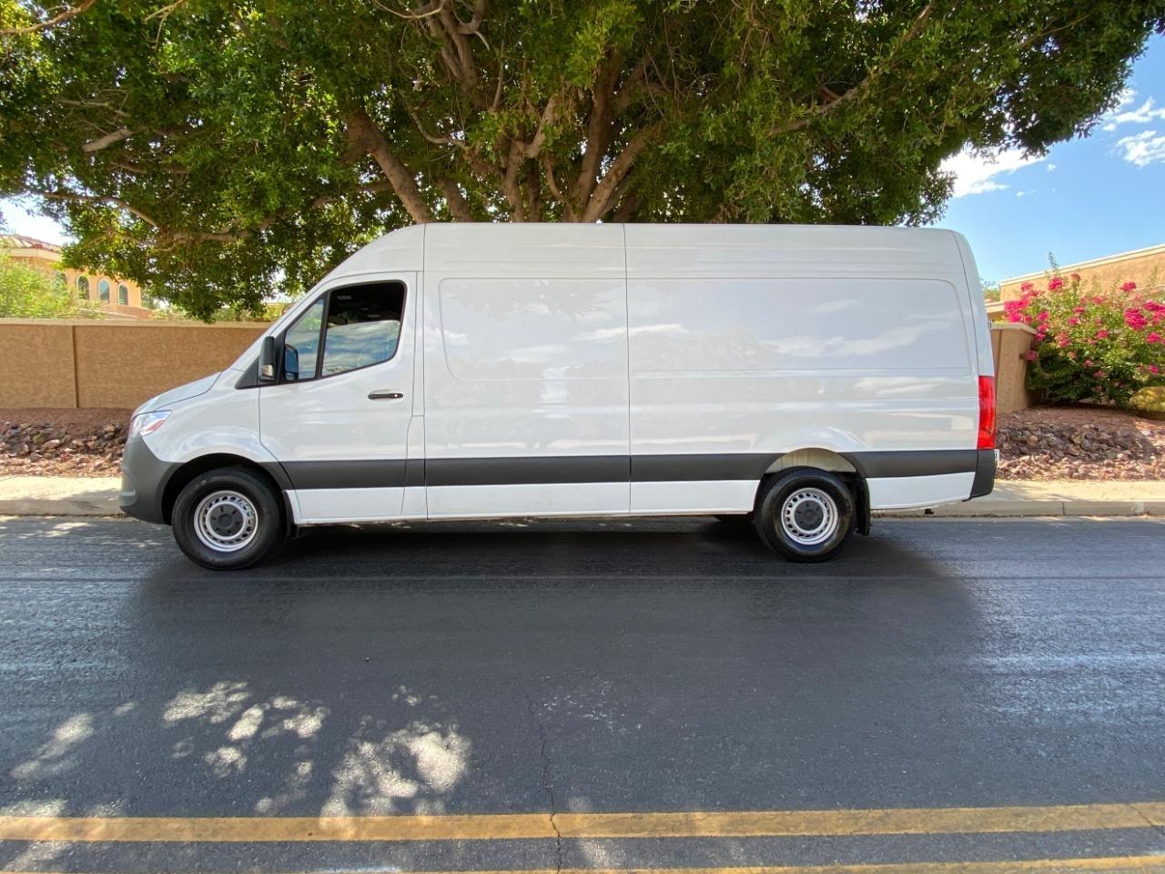 Mercedes-Benz Sprinter 2500 170-in. WB 2025
