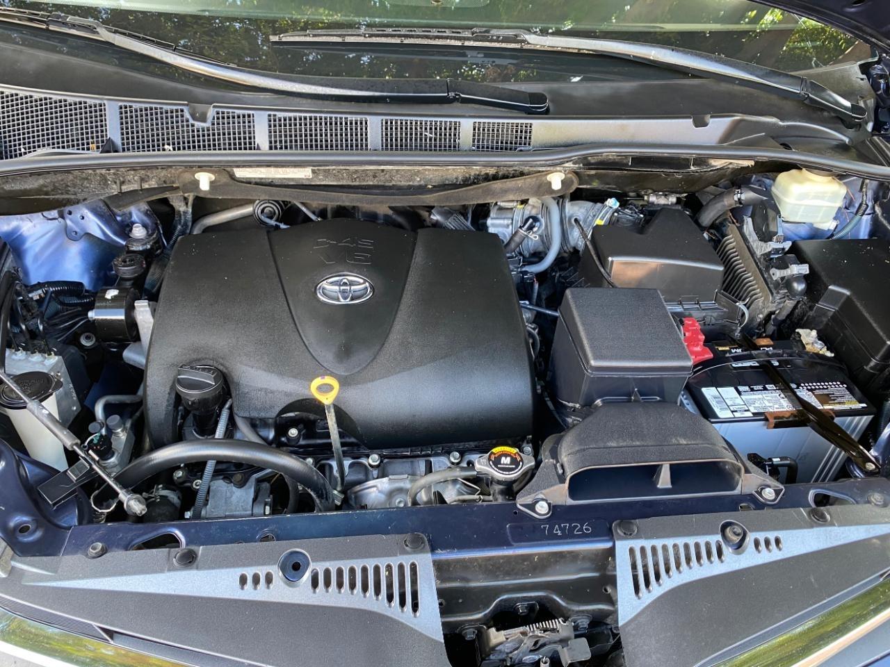 Toyota Sienna Limited Premium 7-Passenger 2018