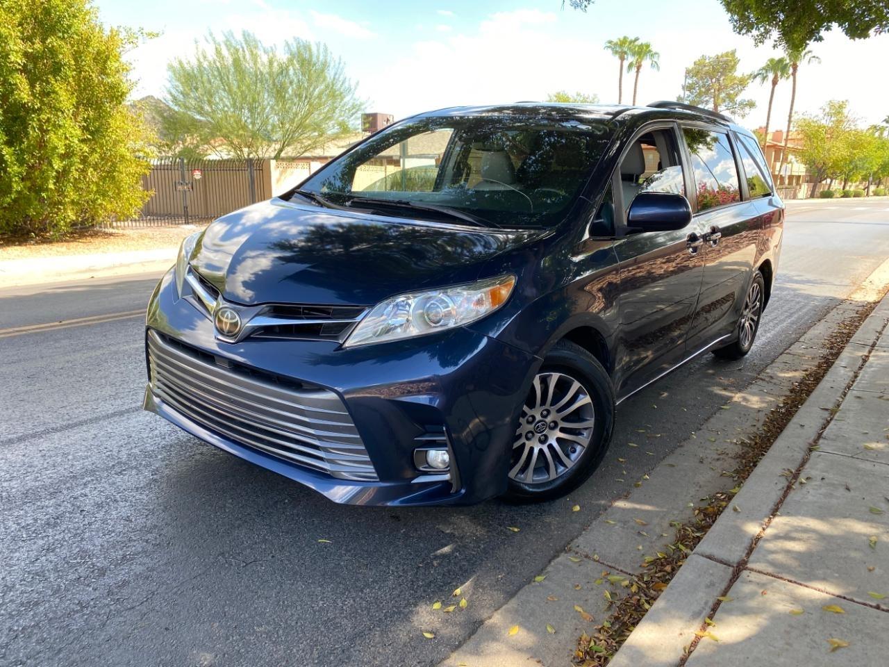 Toyota Sienna Limited Premium 7-Passenger 2018