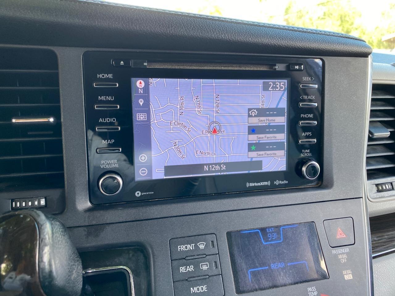 Toyota Sienna Limited Premium 7-Passenger 2018