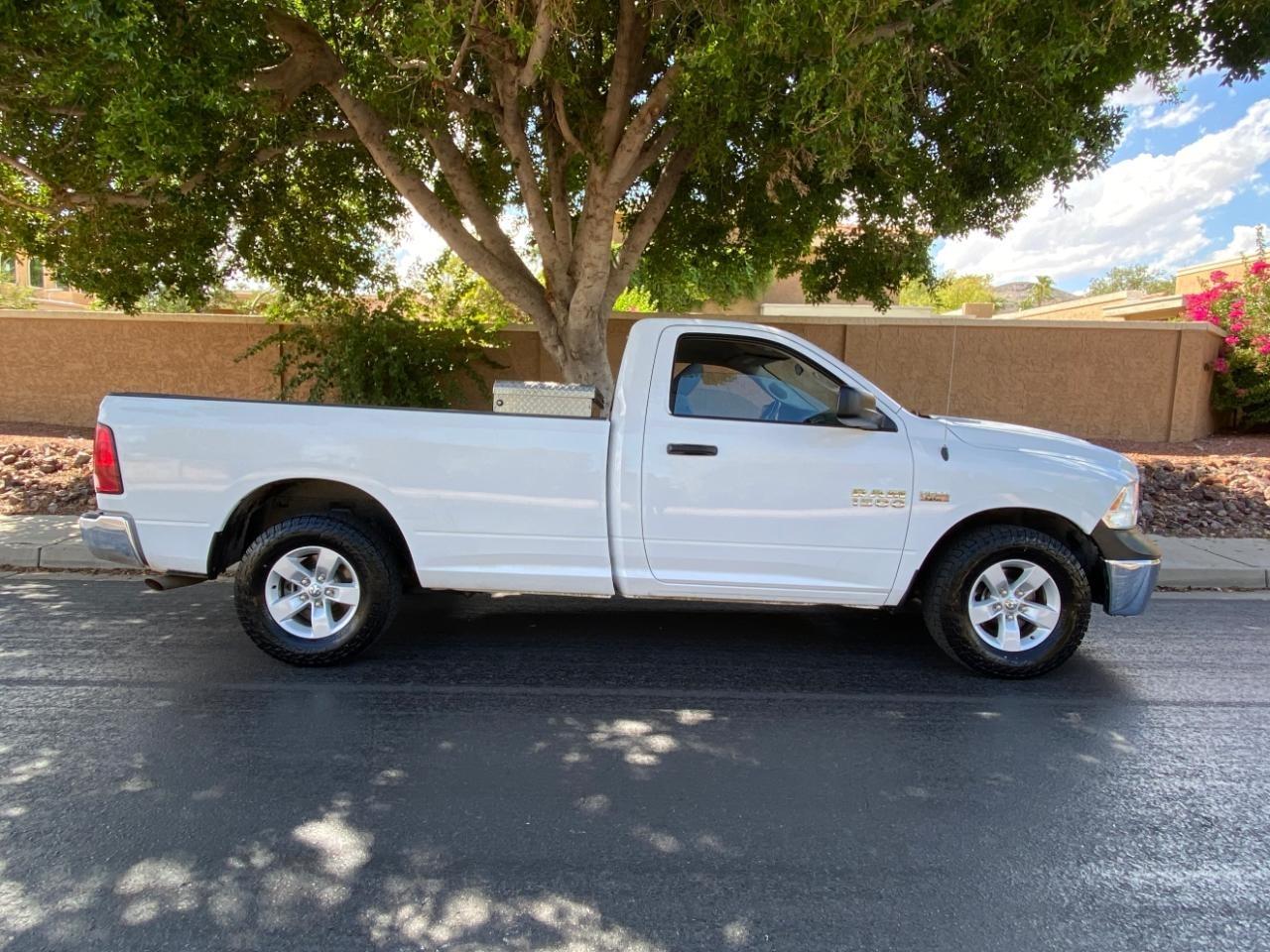RAM 1500 Tradesman Regular Cab LWB 2WD 2017
