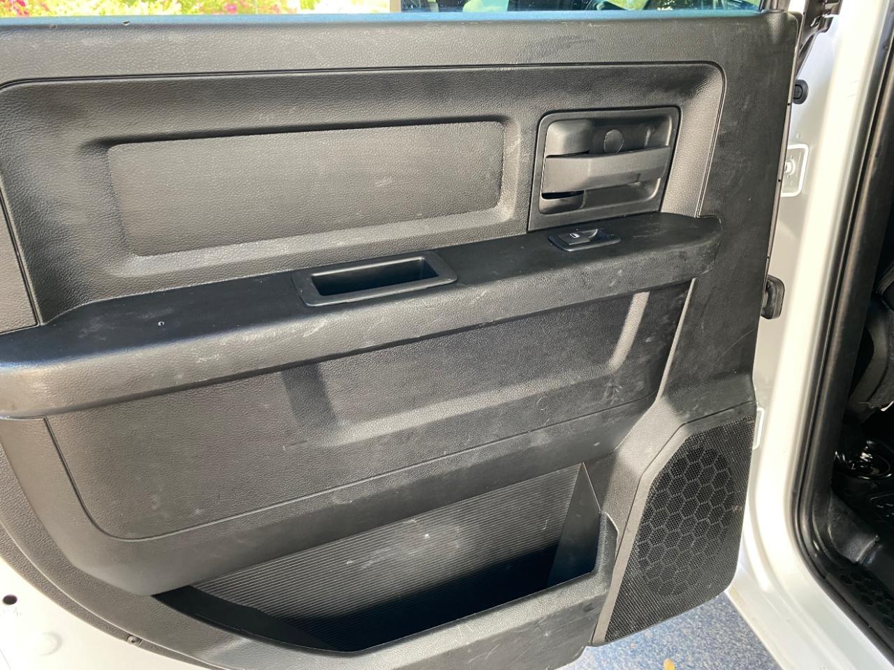RAM 2500 Tradesman Crew Cab LWB 4WD 2022