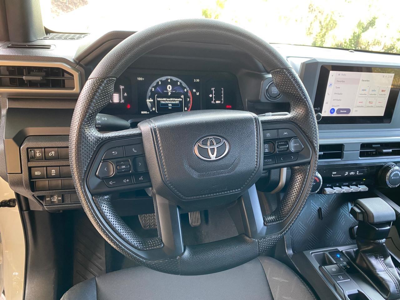 Toyota Tacoma SR5 Xtracab 2WD 2026