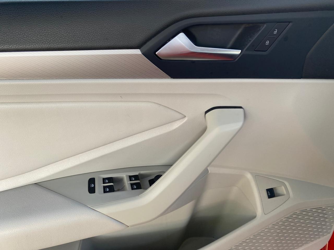 Volkswagen Jetta 1.4T S 8A 2019