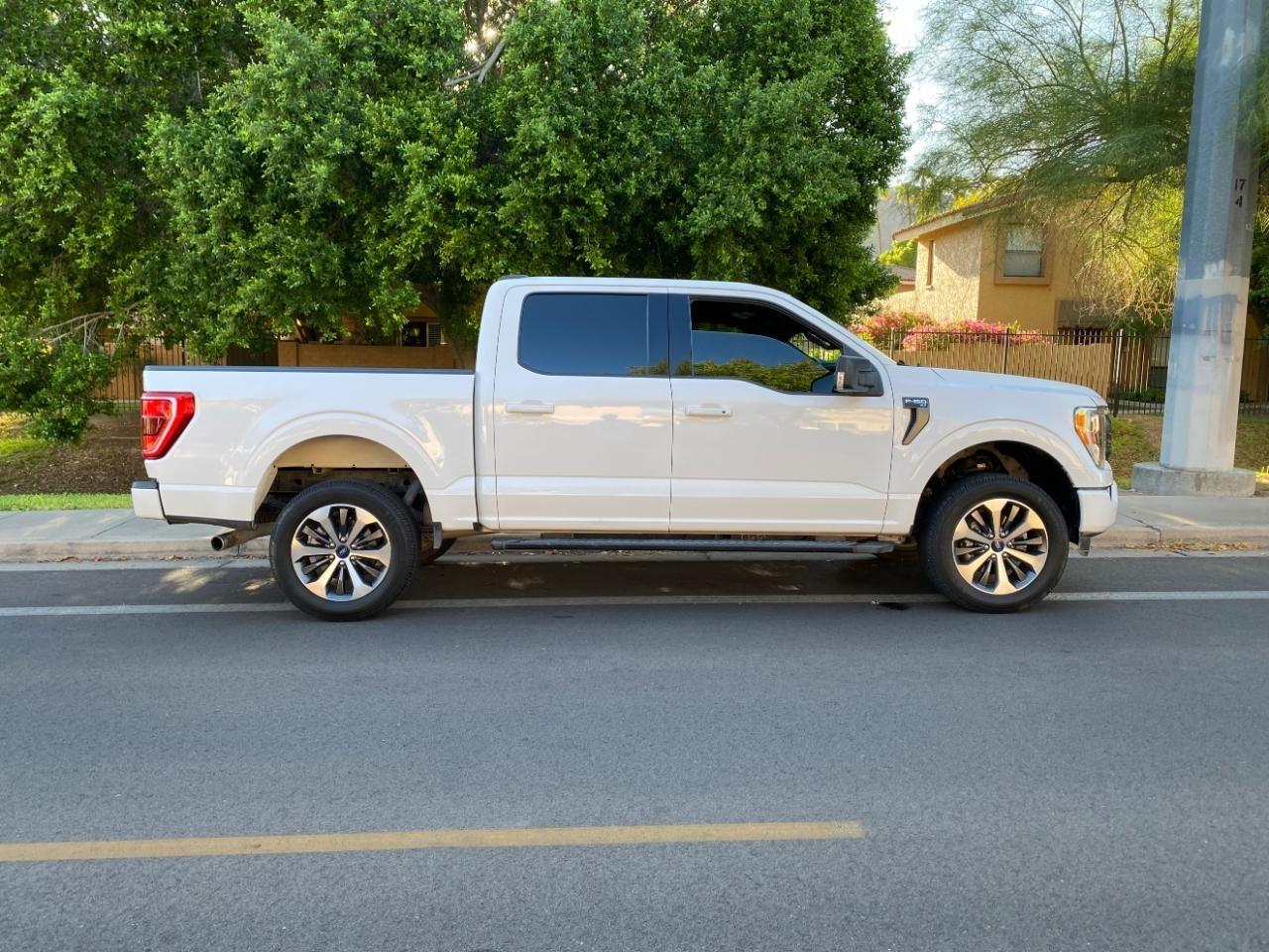 Ford F-150 XLT SuperCrew 5.5-ft. Bed 4WD 2023