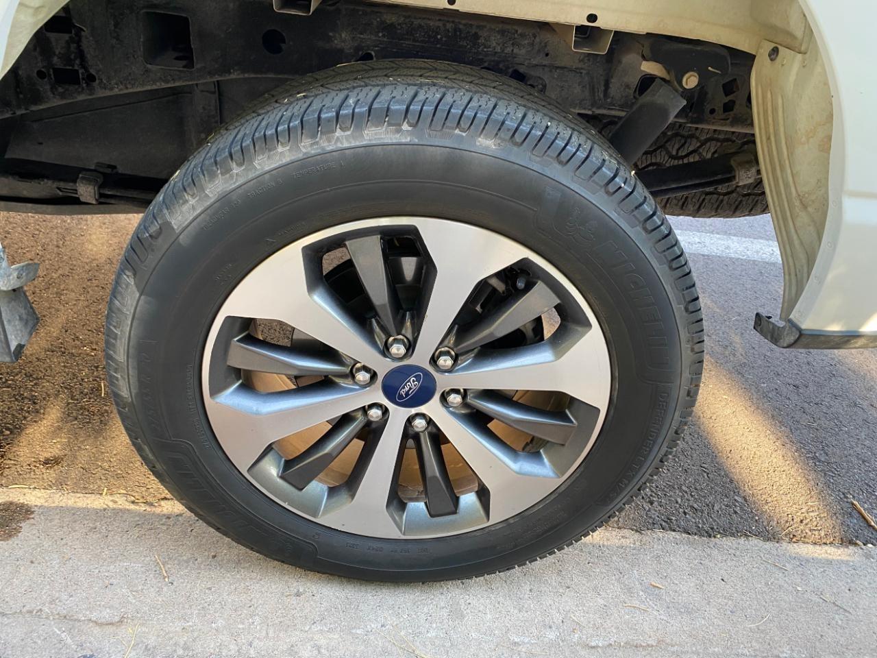 Ford F-150 XLT SuperCrew 5.5-ft. Bed 4WD 2023