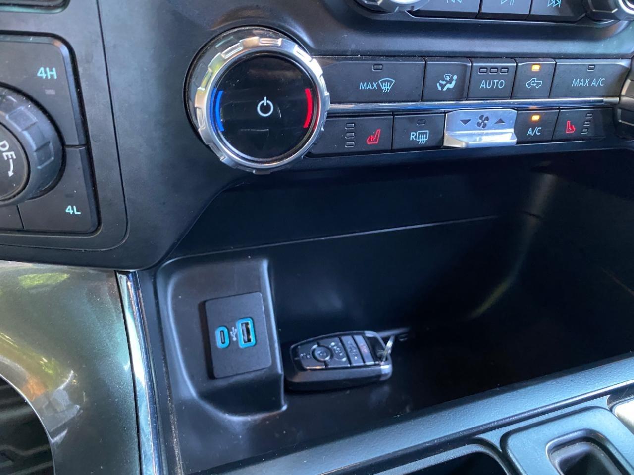 Ford F-150 XLT SuperCrew 5.5-ft. Bed 4WD 2023