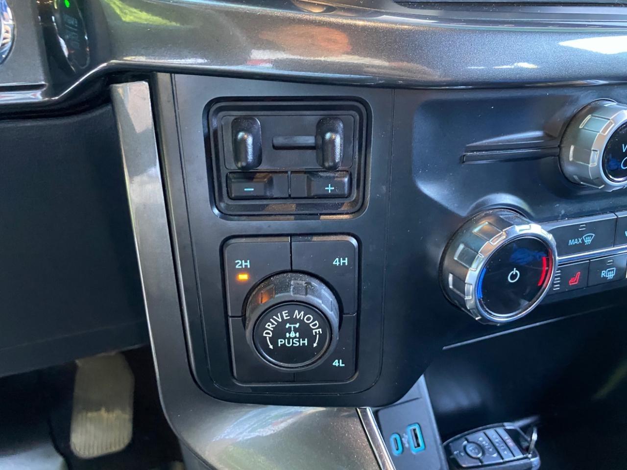 Ford F-150 XLT SuperCrew 5.5-ft. Bed 4WD 2023