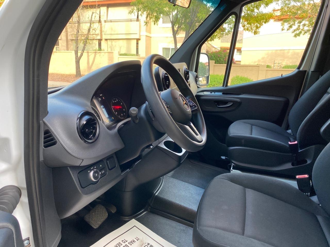 Mercedes-Benz Sprinter 2500 2024