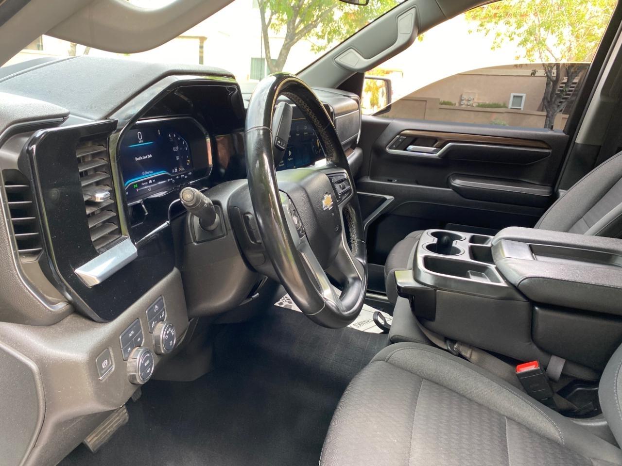 Chevrolet Silverado 1500 LT Double Cab 4WD 2023