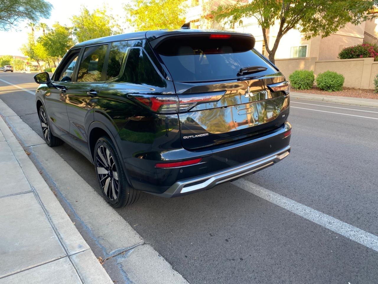 Mitsubishi Outlander SE 2WD 2025