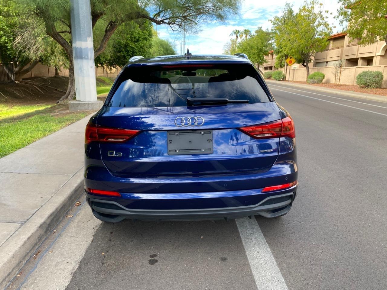 Audi Q3 S line Premium quattro 2025