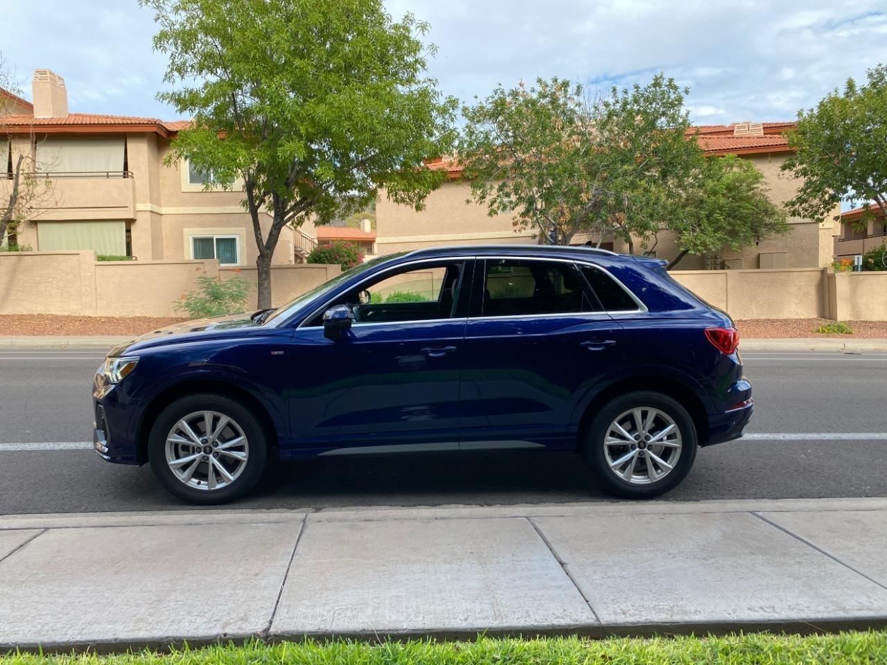 Audi Q3 S line Premium quattro 2025