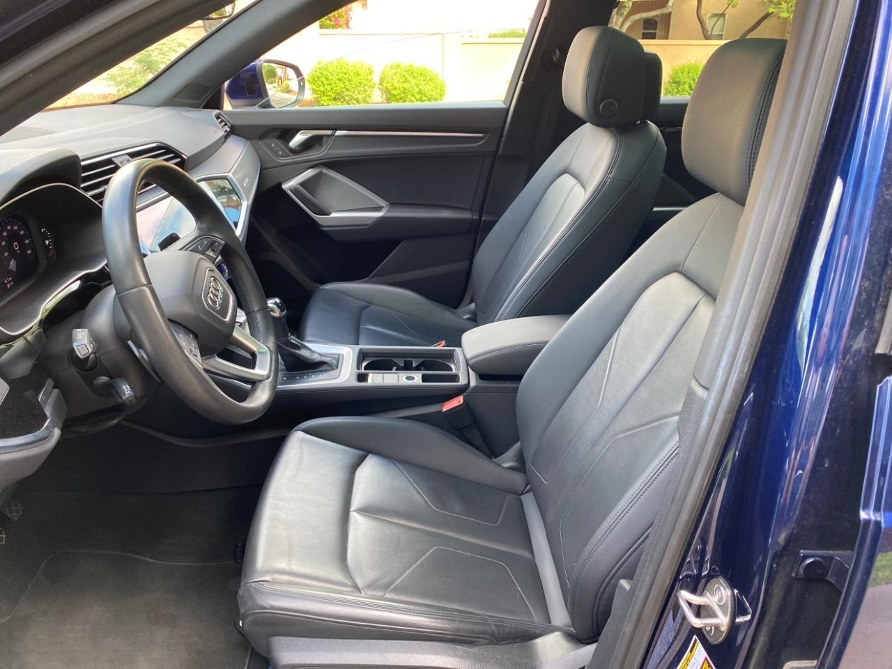 Audi Q3 S line Premium quattro 2025