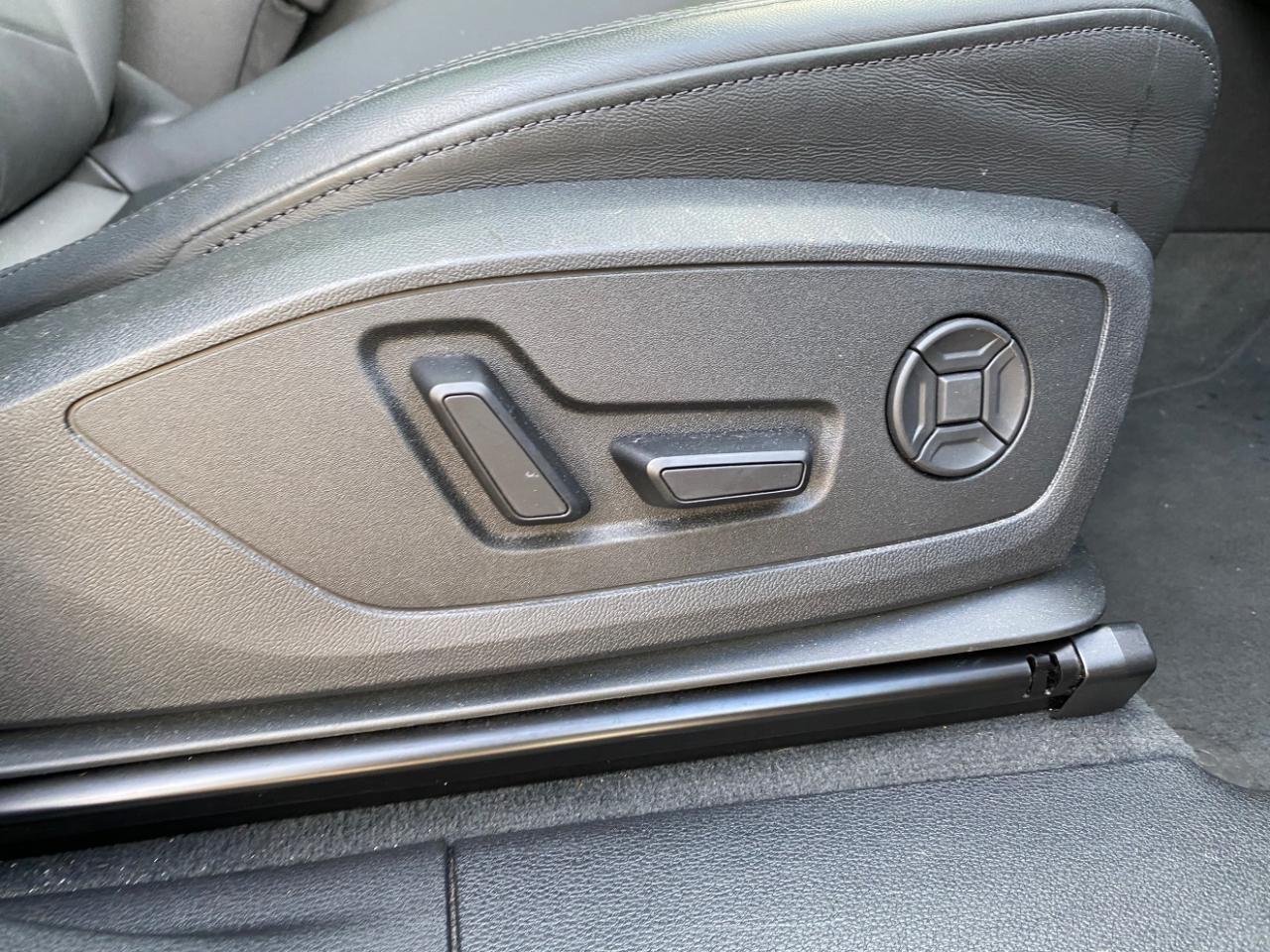 Audi Q3 S line Premium quattro 2025