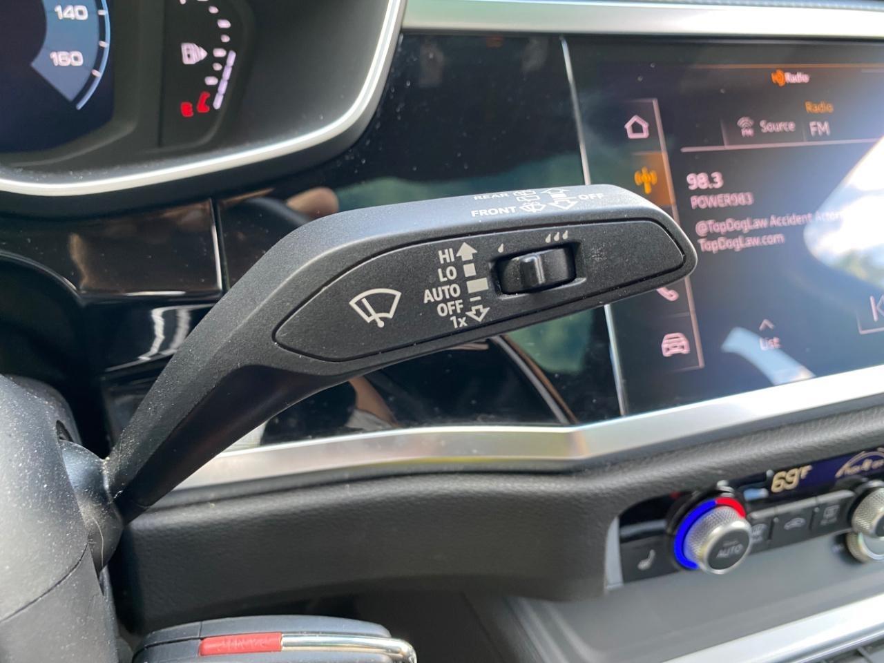 Audi Q3 S line Premium quattro 2025