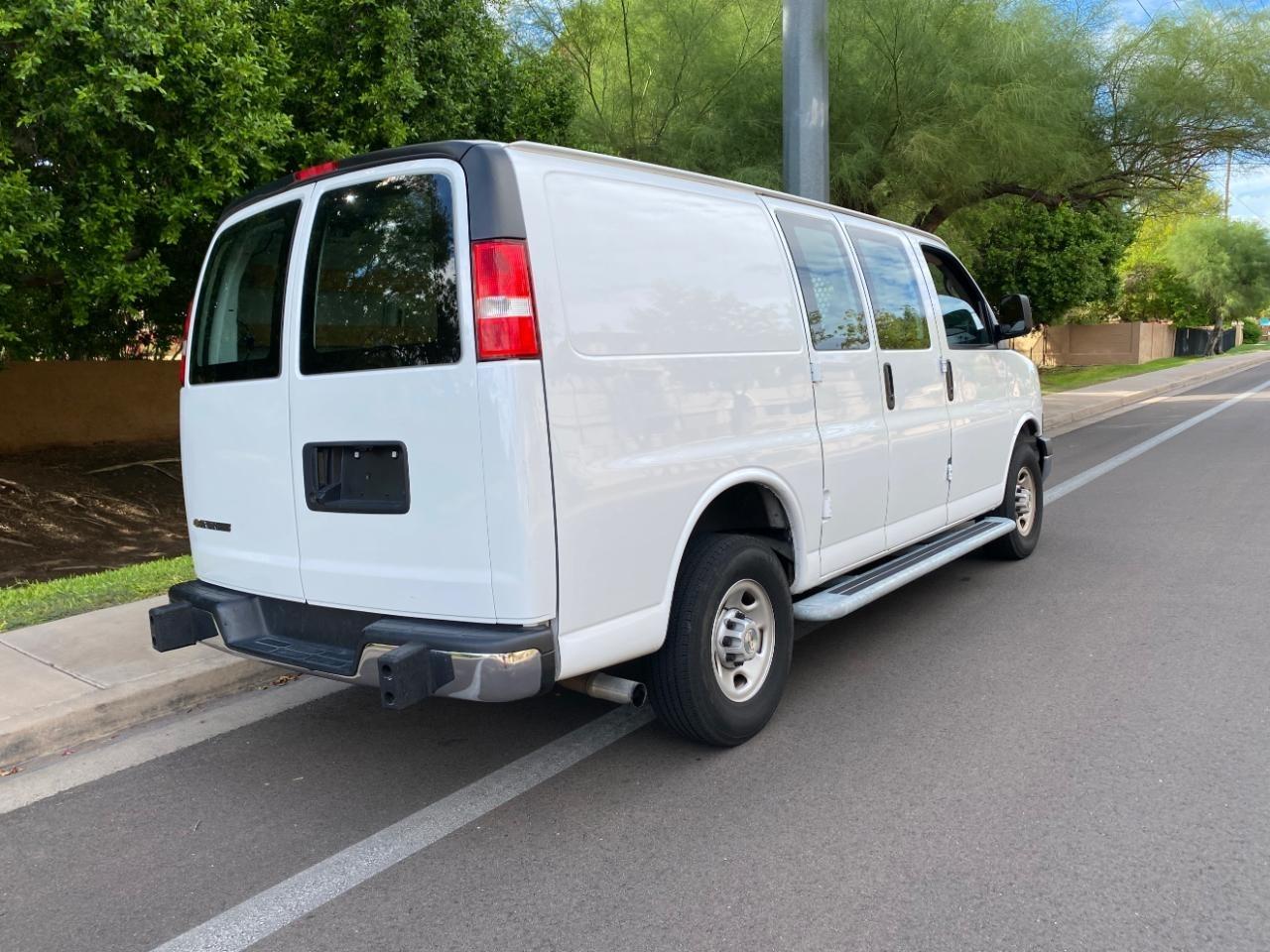 Chevrolet Express 2500 Cargo 2024