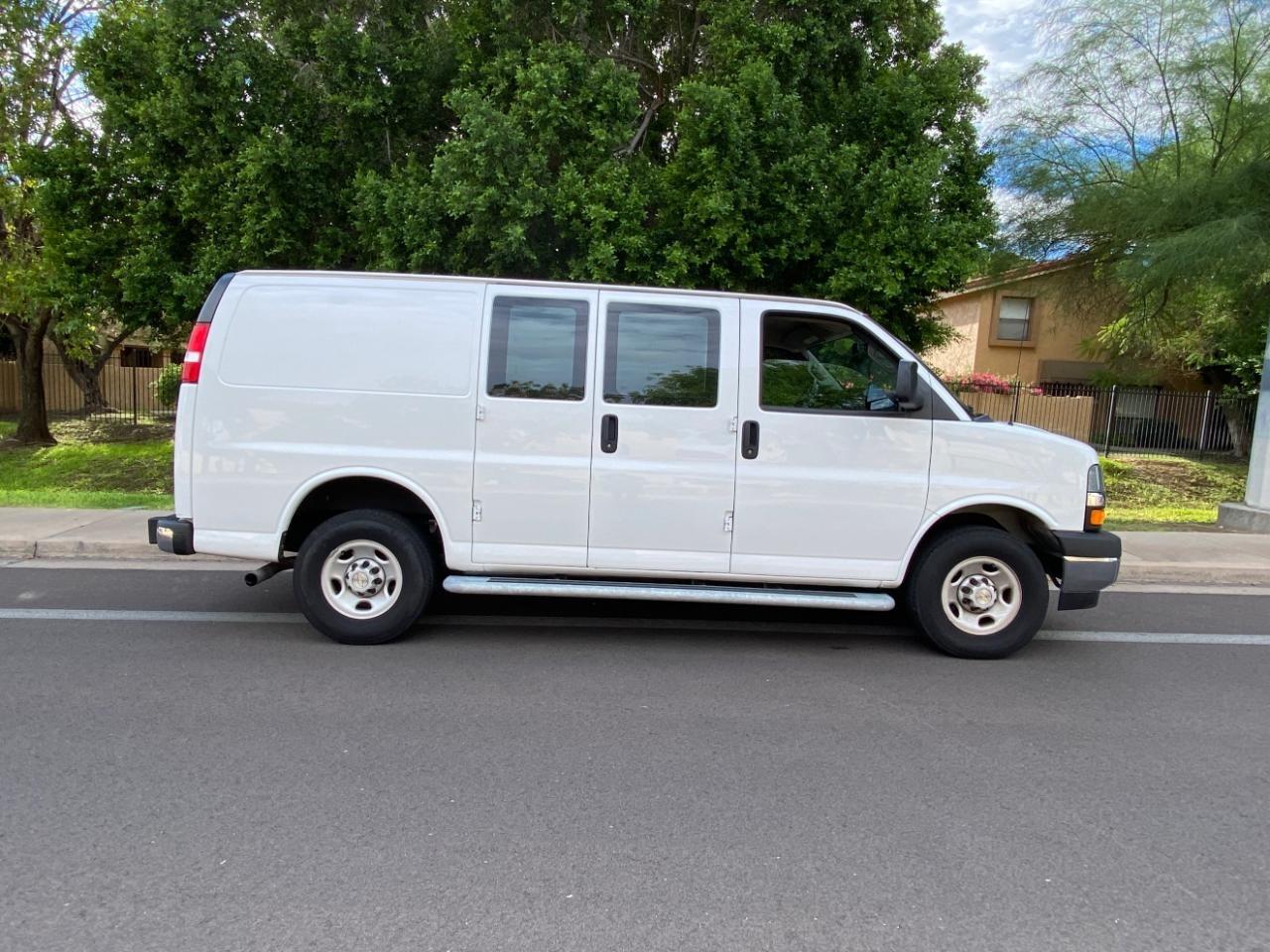 Chevrolet Express 2500 Cargo 2024