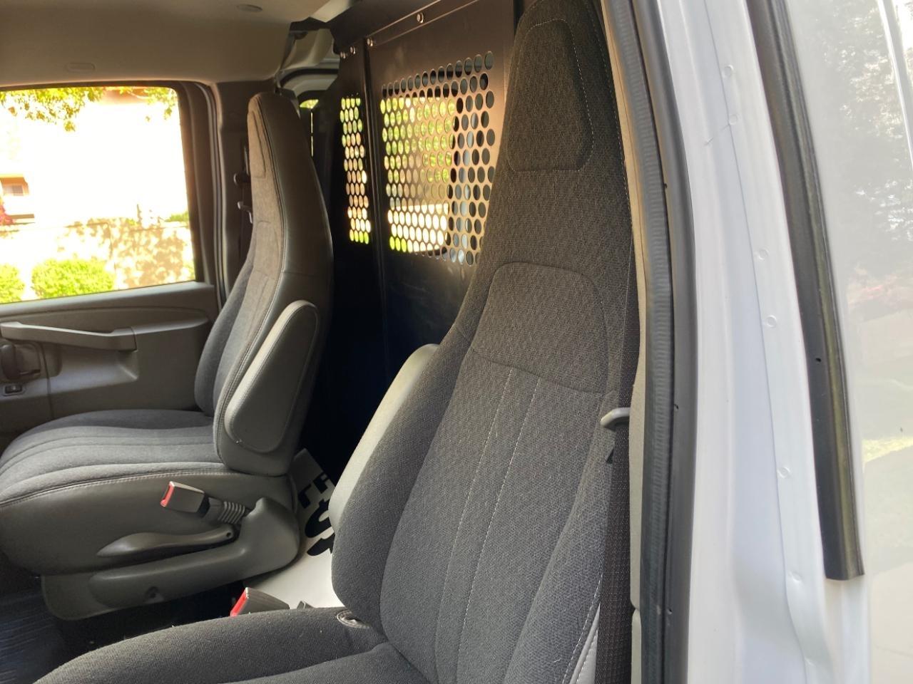Chevrolet Express 2500 Cargo 2024