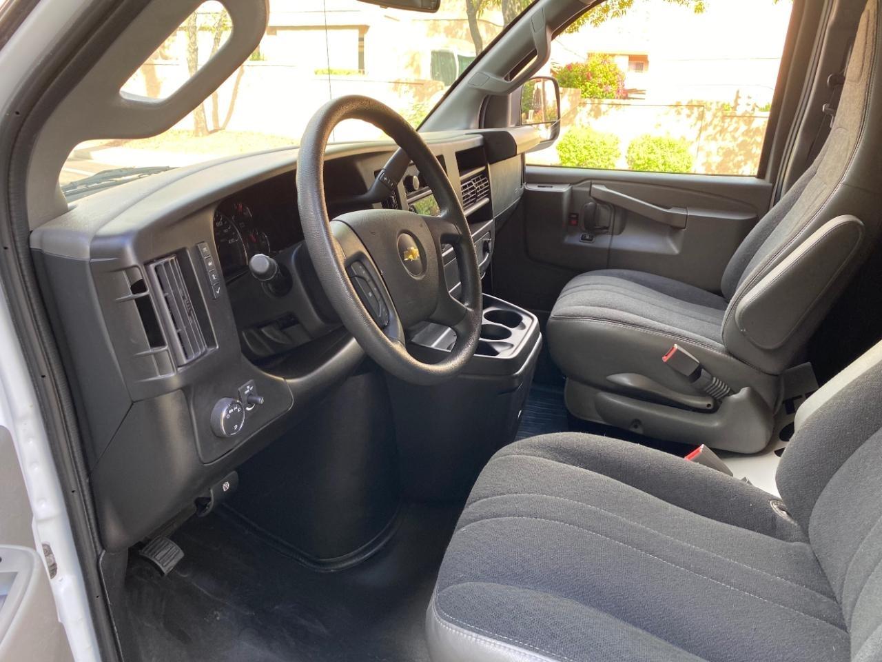 Chevrolet Express 2500 Cargo 2024