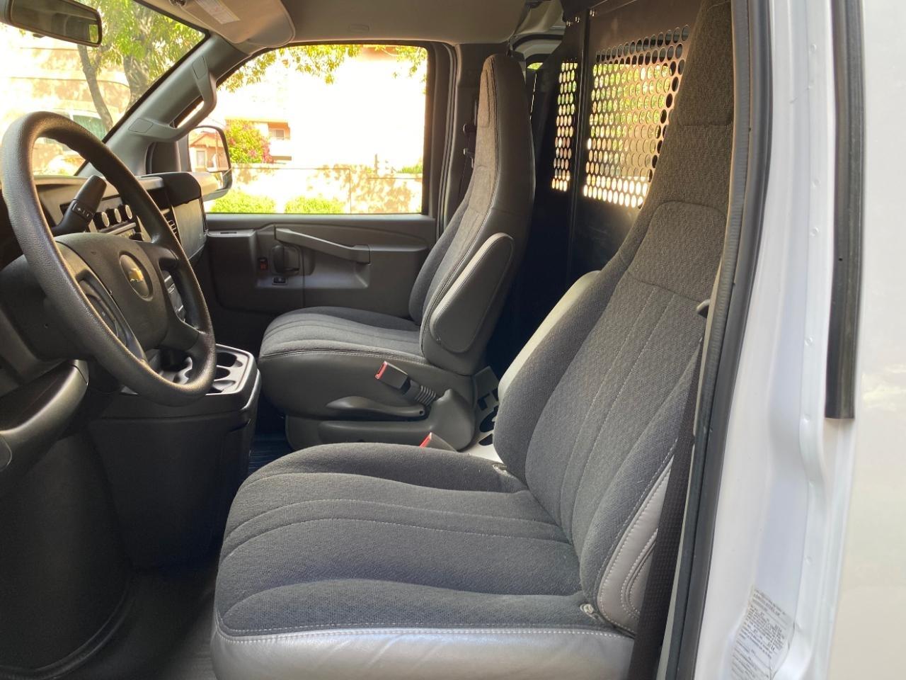 Chevrolet Express 2500 Cargo 2024