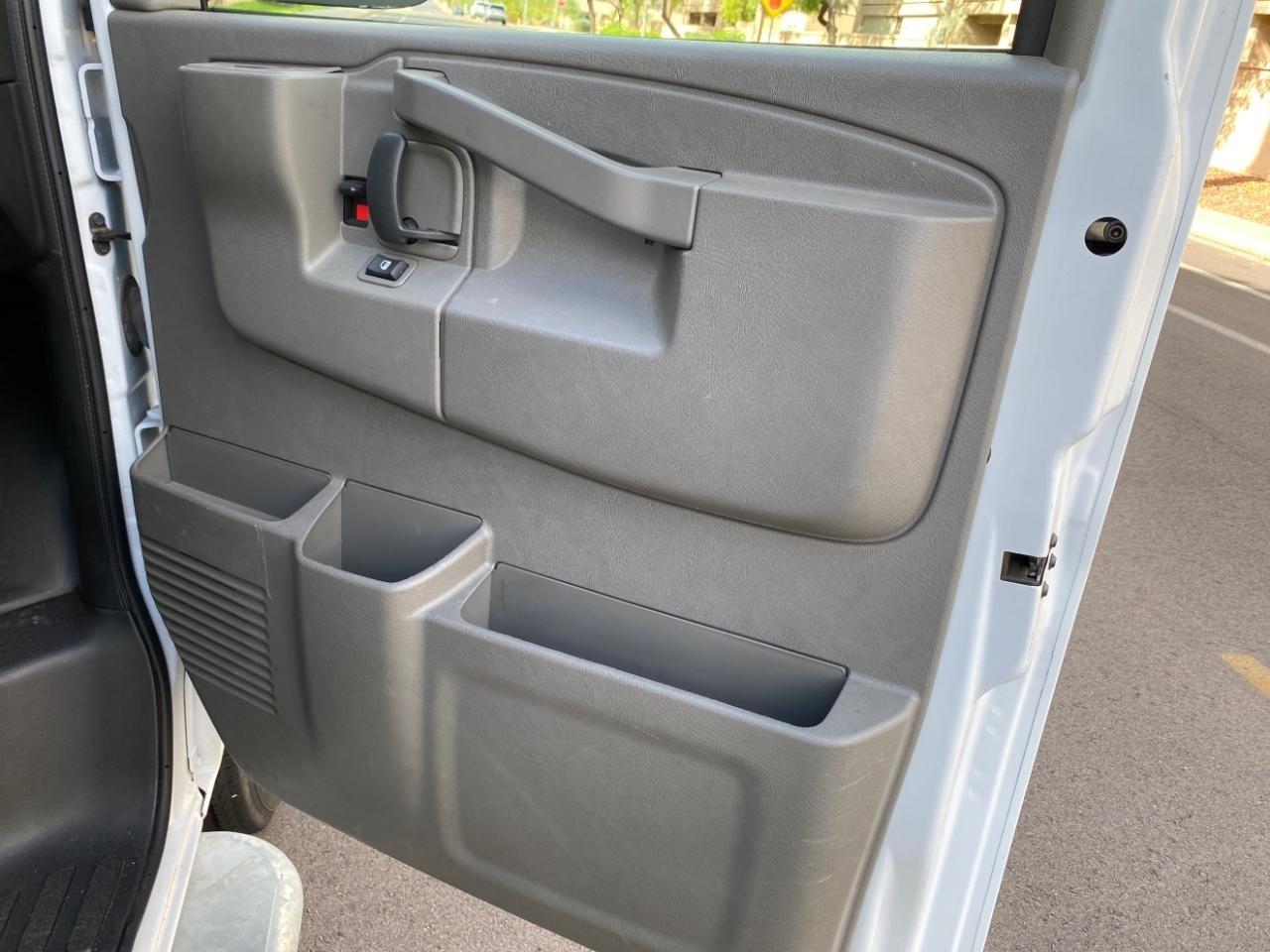 Chevrolet Express 2500 Cargo 2024