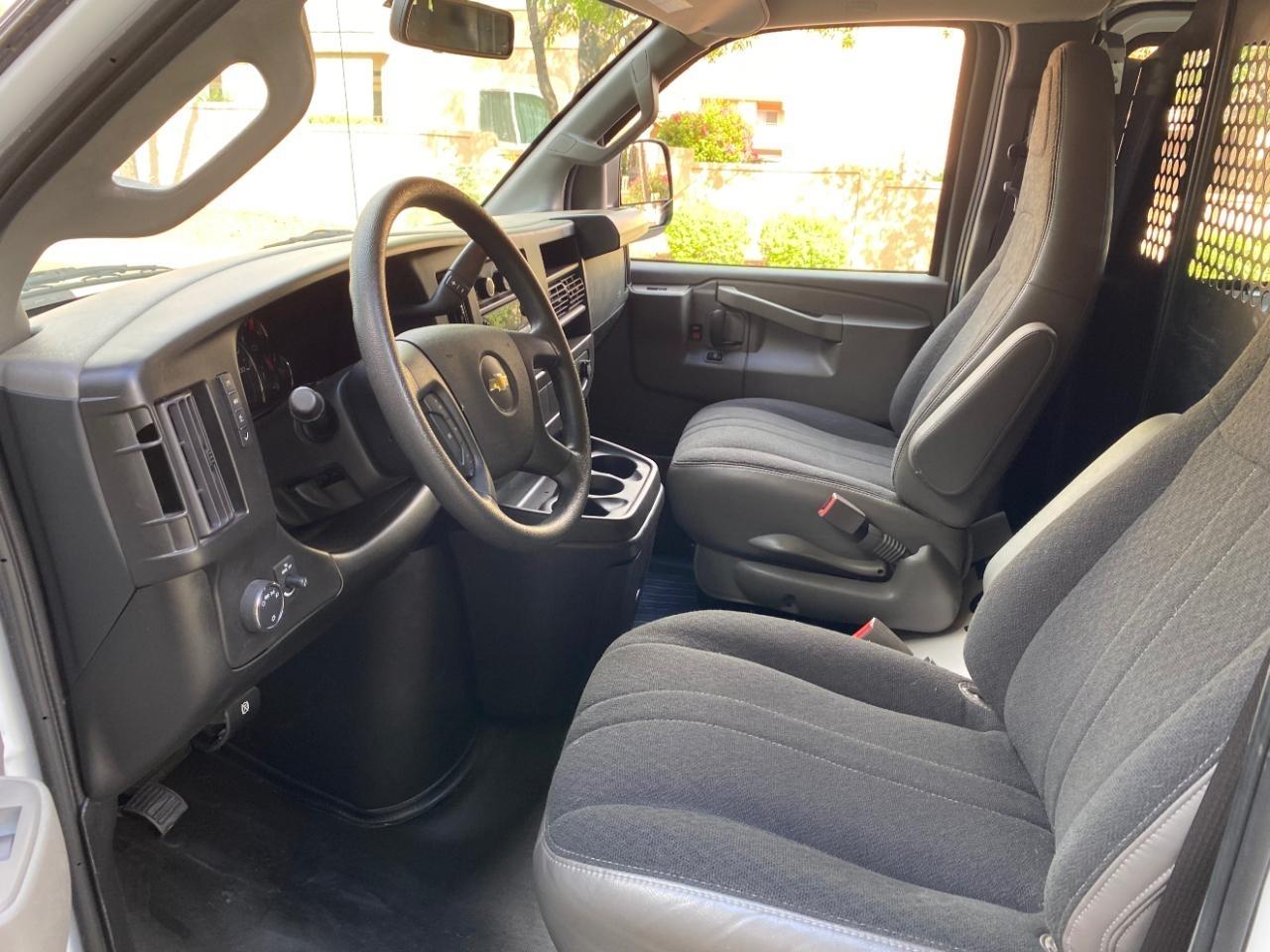 Chevrolet Express 2500 Cargo 2024