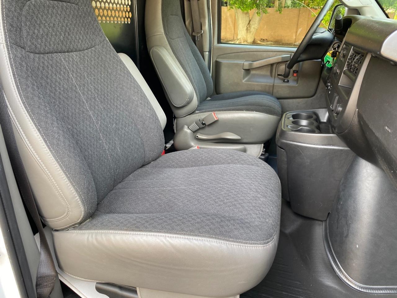 Chevrolet Express 2500 Cargo 2024