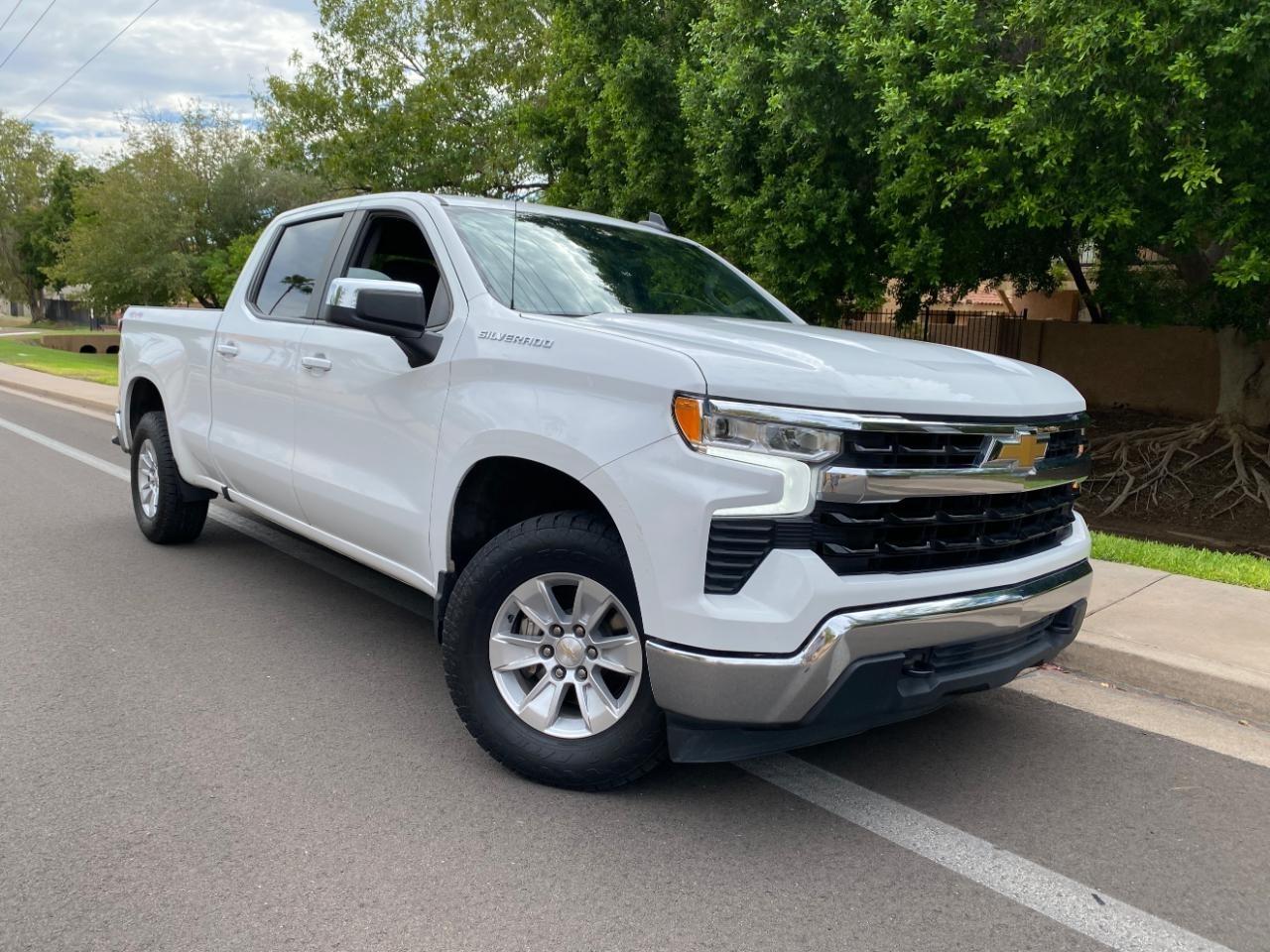 Chevrolet Silverado 1500 LT Crew Cab 4WD 2023