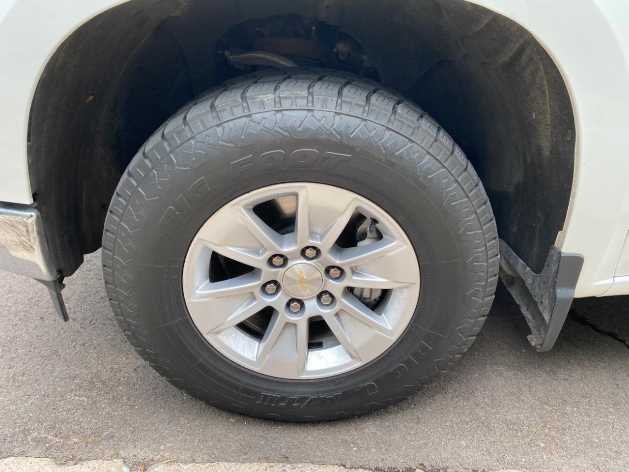 Chevrolet Silverado 1500 LT Crew Cab 4WD 2023